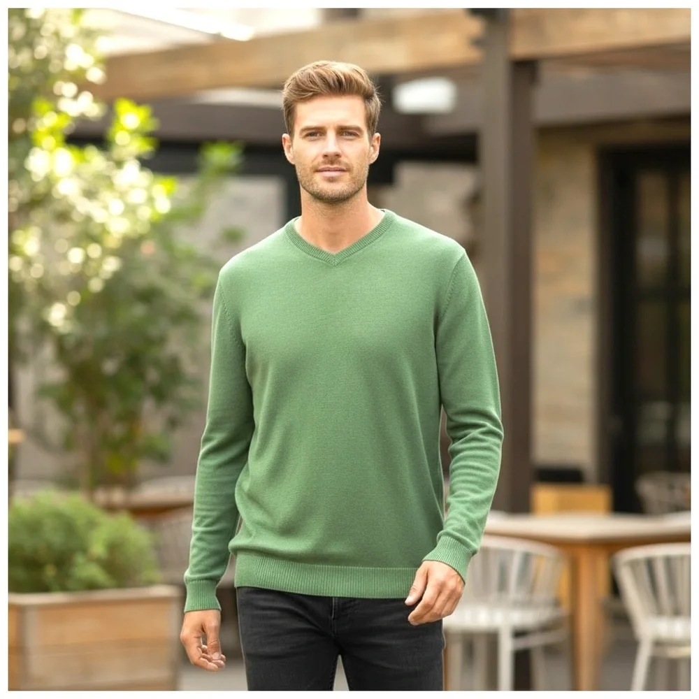 Malo Light-Green Cashmere V-Neck Sweater. XL - Picture 5 of 12